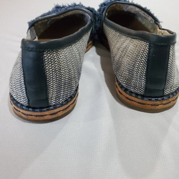 Ellen DeGeneres Nolana Flats Womens Size 6.5 Blue Fluffy Slip On Leather Boho - Picture 6 of 8